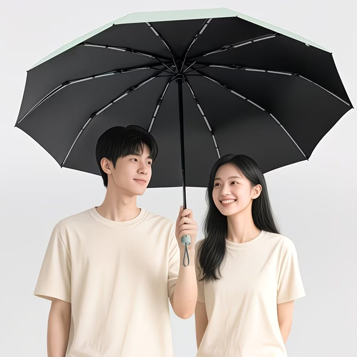 Foldrella Pocket Umbrella in use